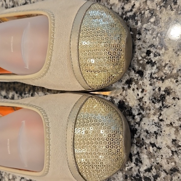 SKECHERS ACTIVE JUBILEE LEATHER BALLET FLATS. SIZE 10 - Picture 3 of 12